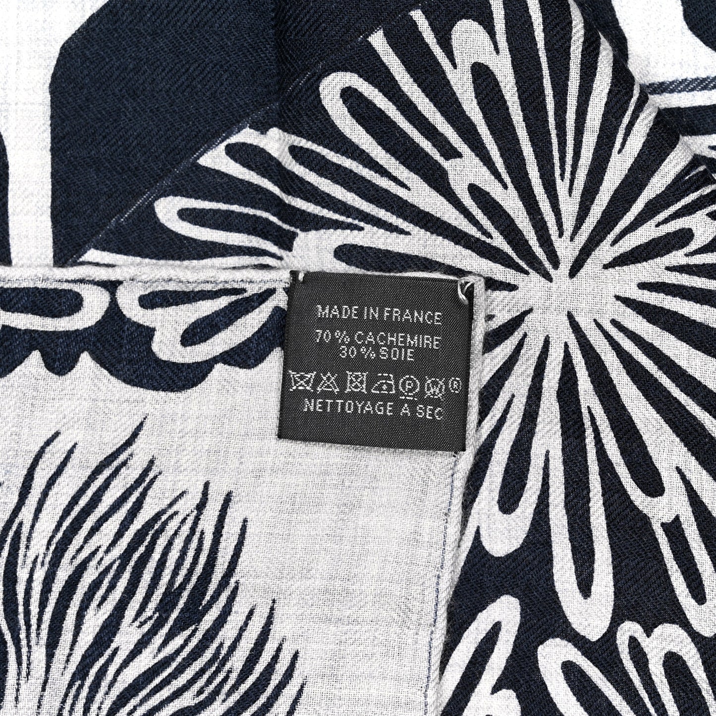 Cashmere Silk The Three Graces Shawl 140 Gris Chine Caban