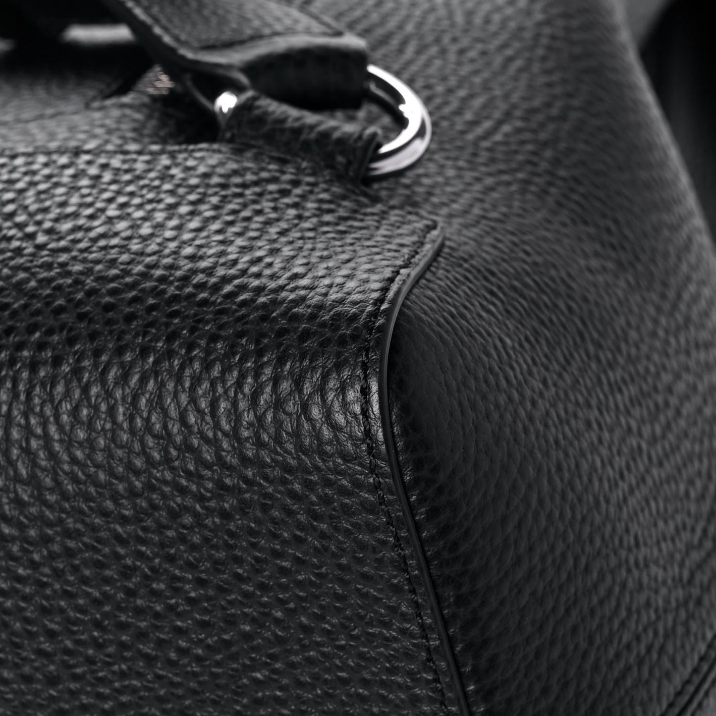 Classic Grain Calfskin Chiltern Backpack Black