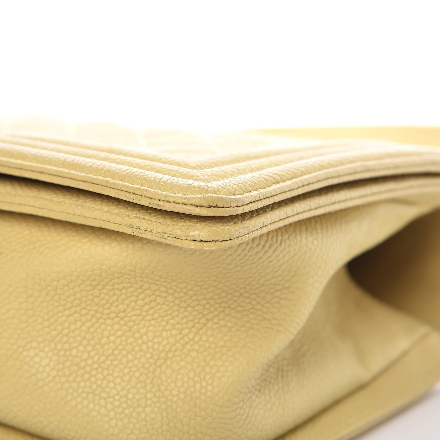 Caviar Quilted Medium Boy Flap Light Yellow