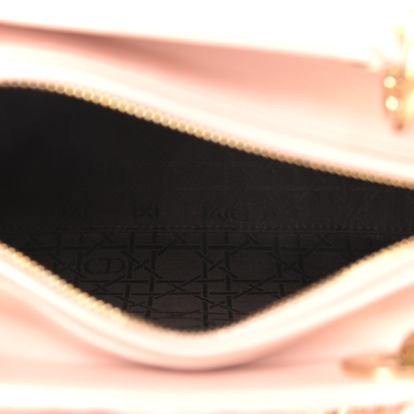 Lambskin Cannage Medium Lady Dior Light Pink