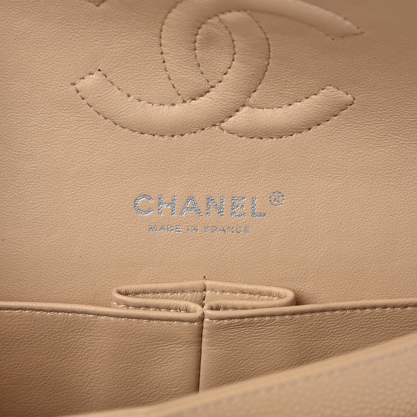 Caviar Quilted Medium Double Flap Beige Clair