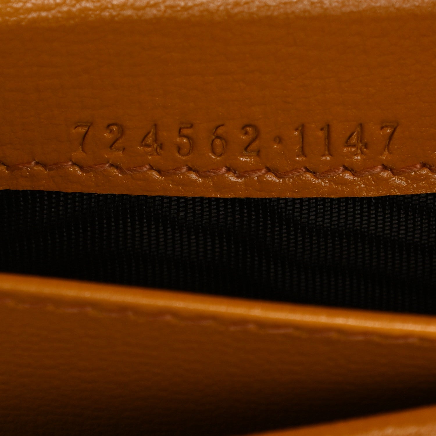 Gucci GG Supreme Monogram Textured Calfskin Retro Interlocking G Passport Case Beige Yellow 7 of 7