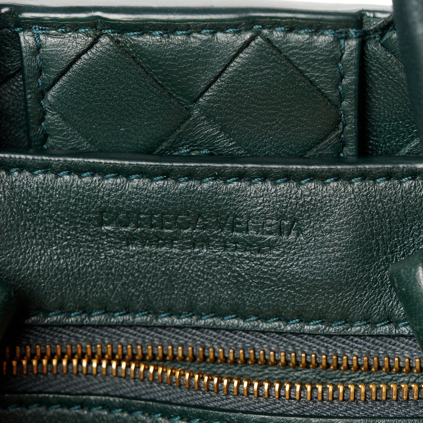 Nappa Intrecciato Small Andiamo Shoulder Bag Emerald Green