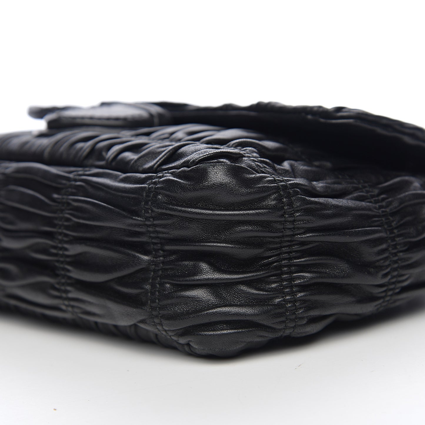 Nappa Gaufre Flap Chain Shoulder Bag Black