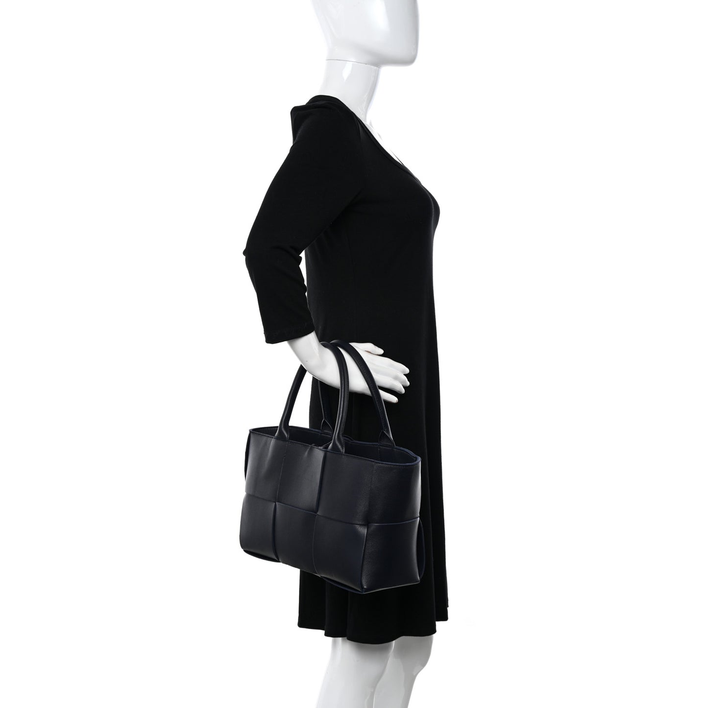 Nappa Maxi Intrecciato Medium Arco Tote Space
