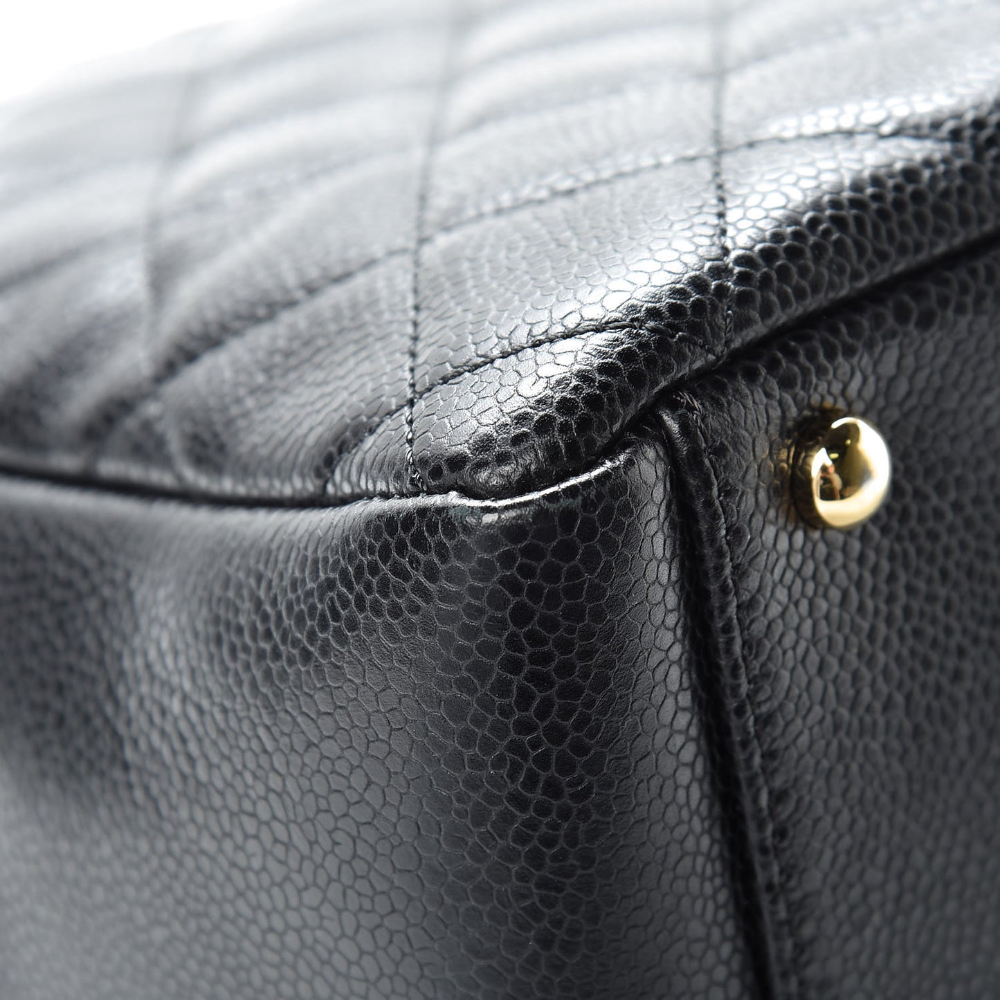 Caviar Quilted Petit Timeless Tote PTT Black