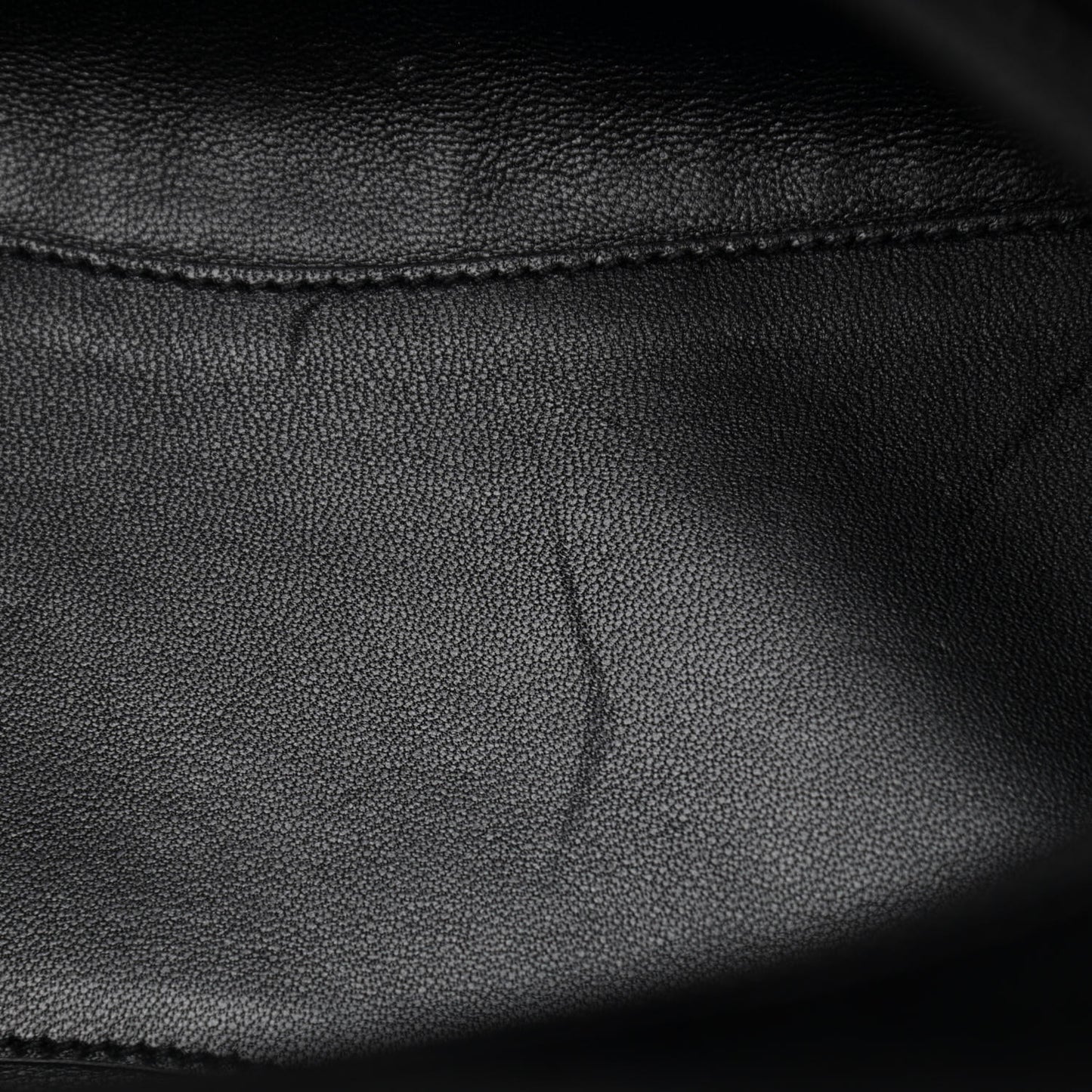Semi Shiny Calfskin Crocodile Embossed Neo Classic Black Hardware S City Black