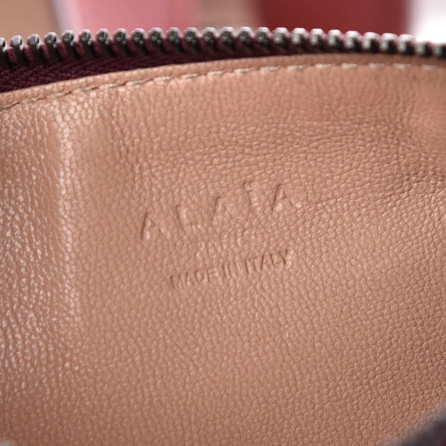 Alaia Calfskin Oval Laser Cut Out Tote Pourpre 7 of 9