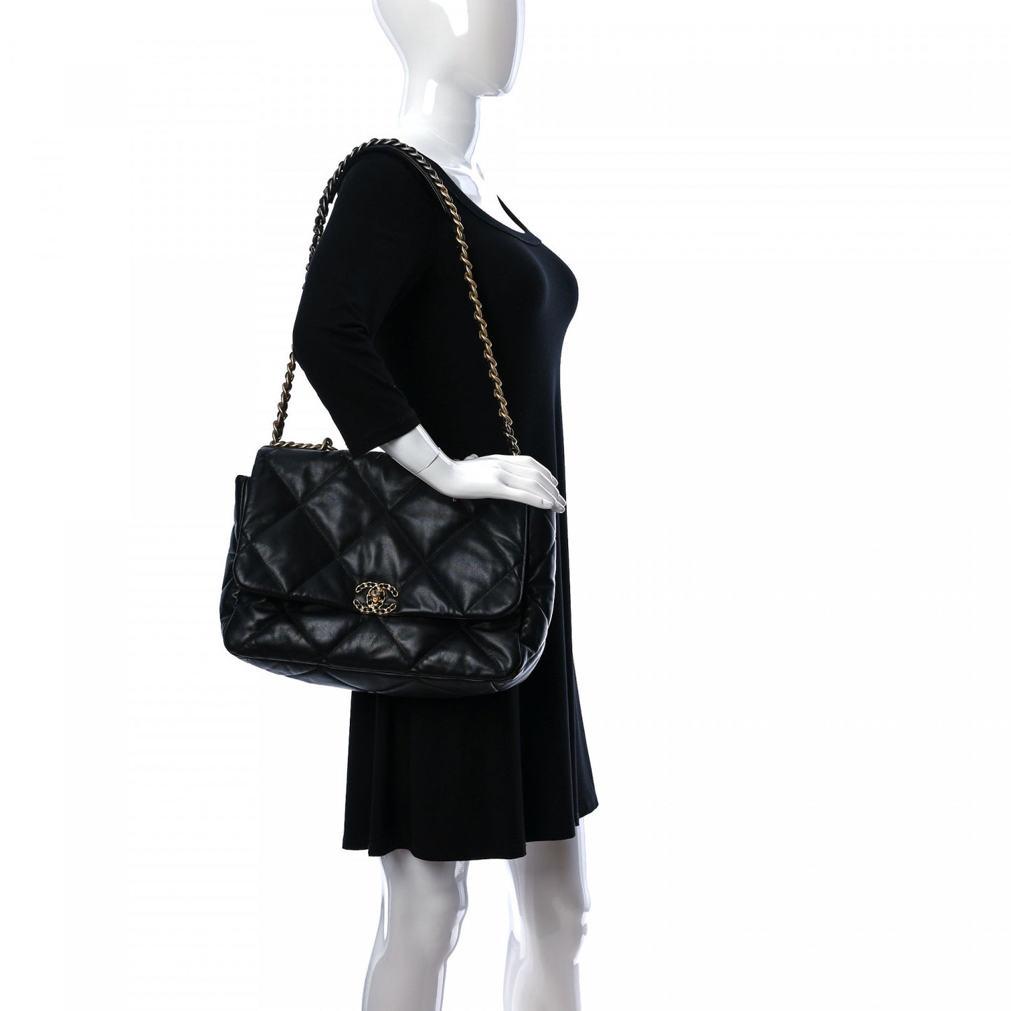 Goatskin Quilted Maxi Chanel 19 Flap Black