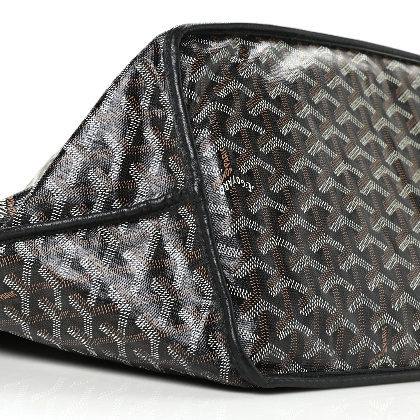 Goyardine Reversible Anjou GM Black