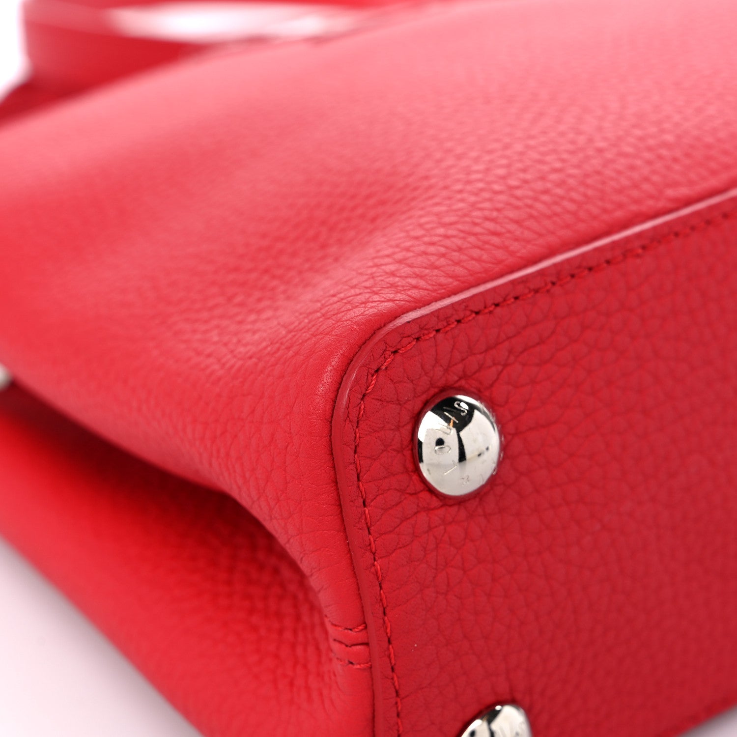 Louis Vuitton Taurillon Capucines BB Rubis 6 of 9
