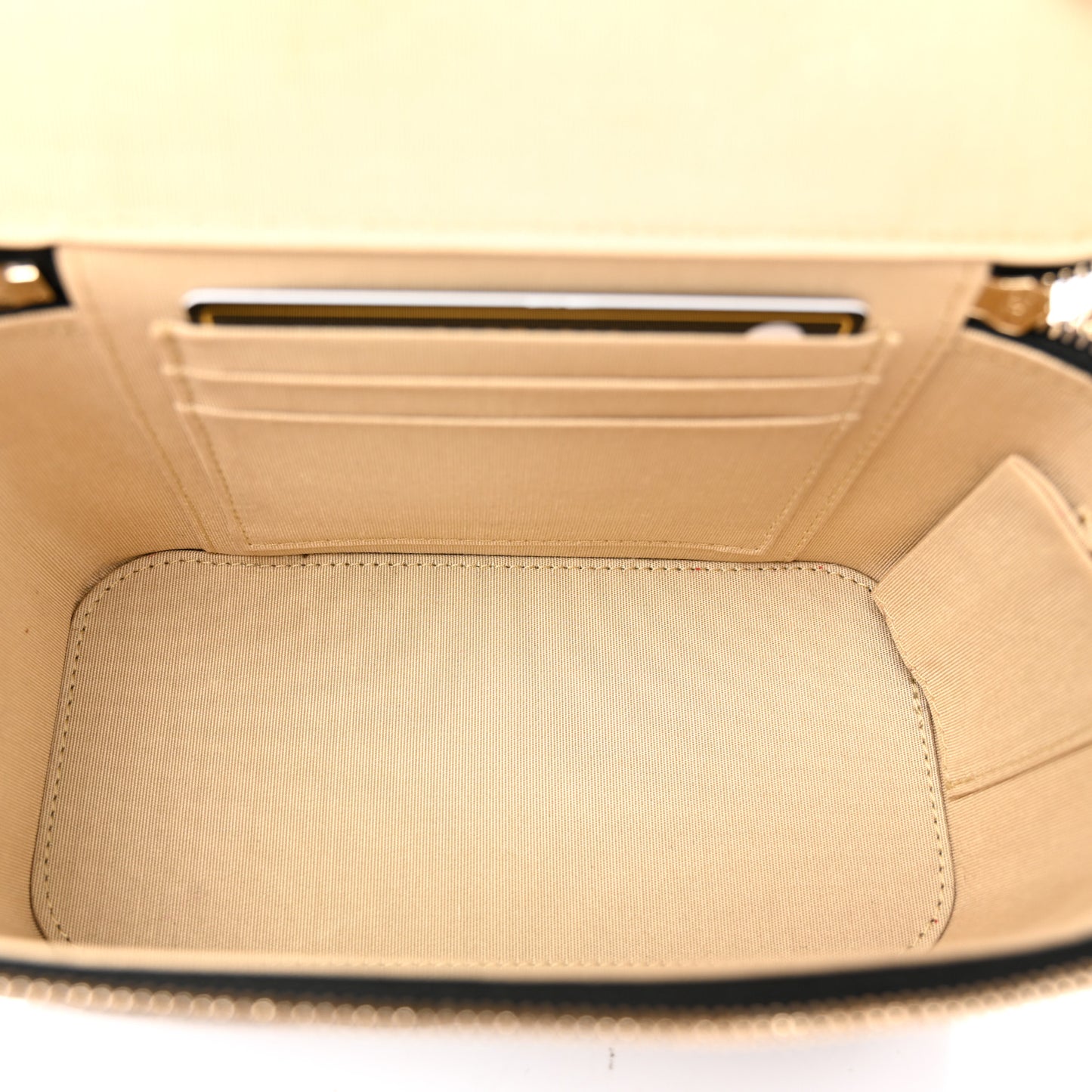 Lambskin Quilted Pearl Crush Small Vanity Case With Chain Black