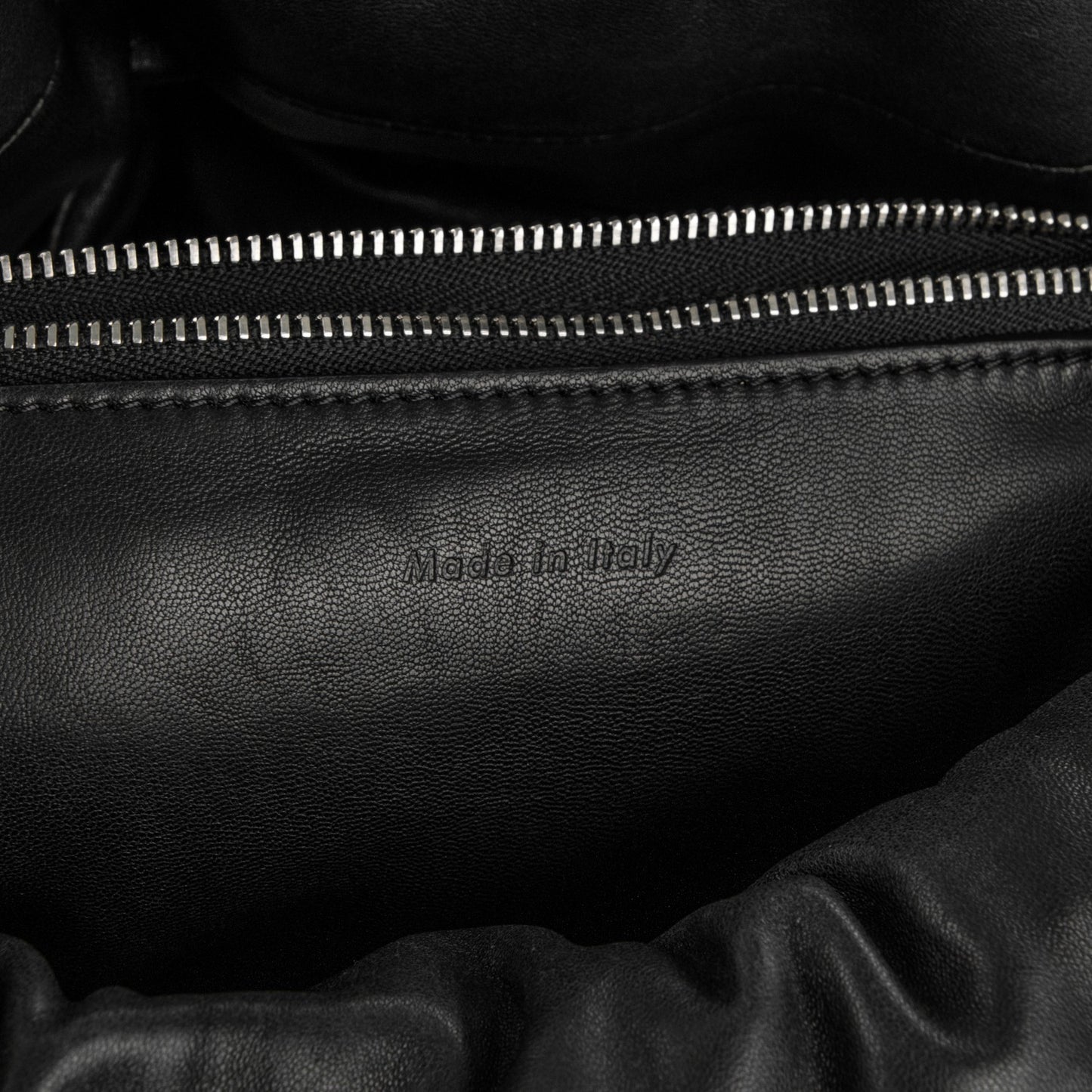 Smooth Lambskin Medium Pillow Flap Black