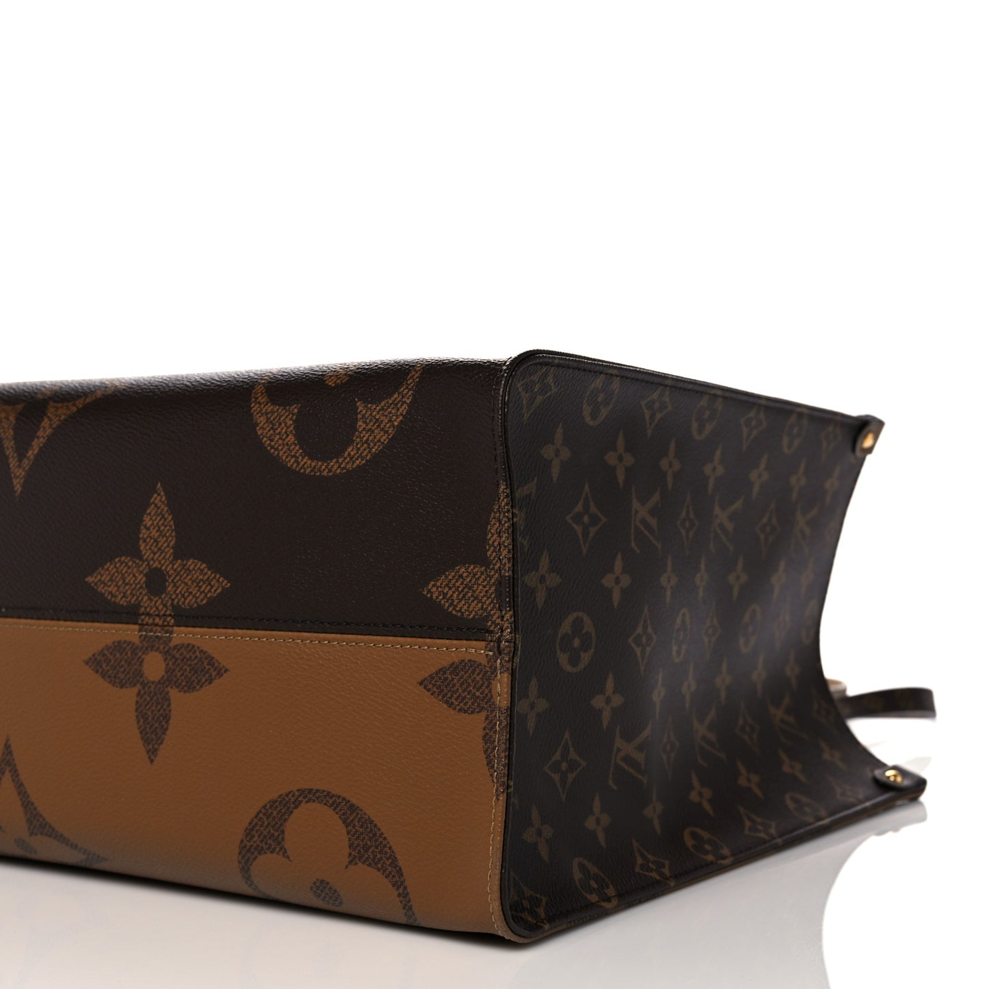 Reverse Monogram Giant Onthego GM