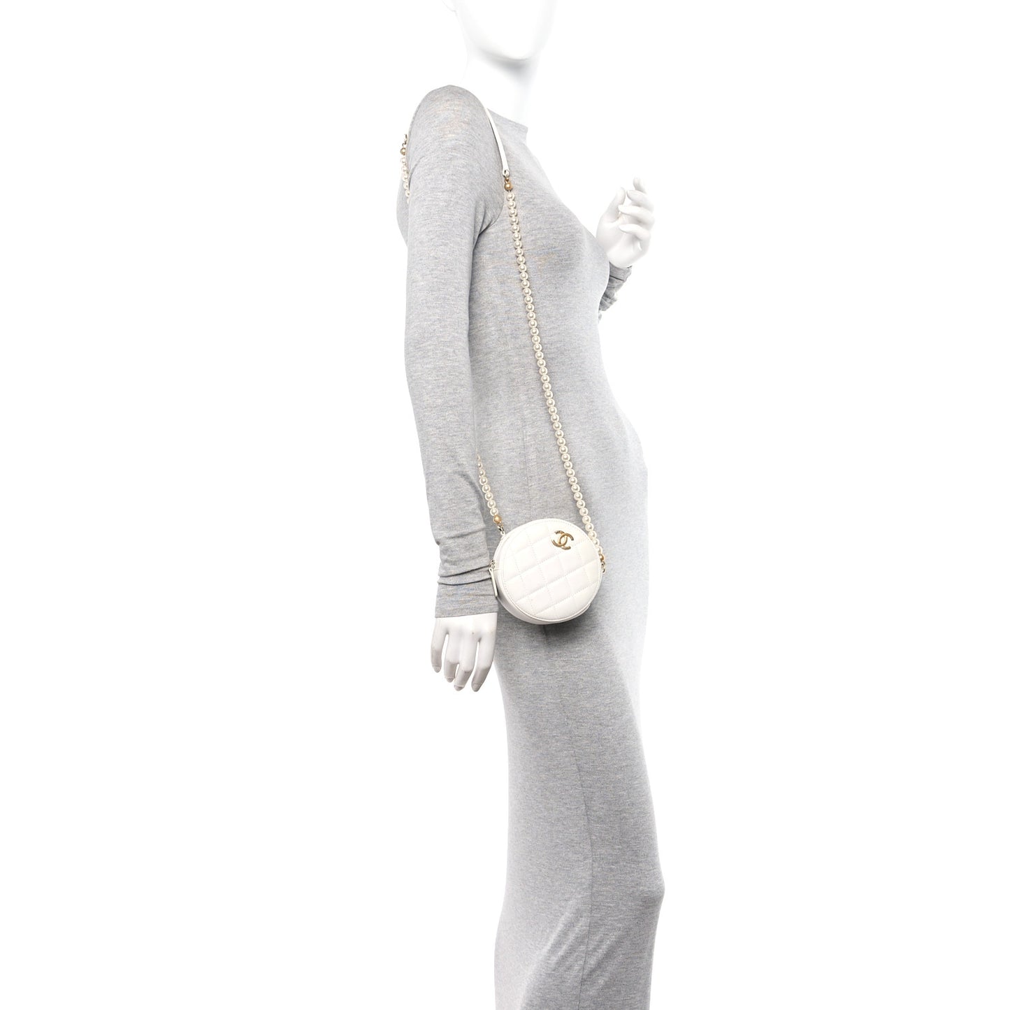 Lambskin Quilted Pearl Round Clutch With Chain White