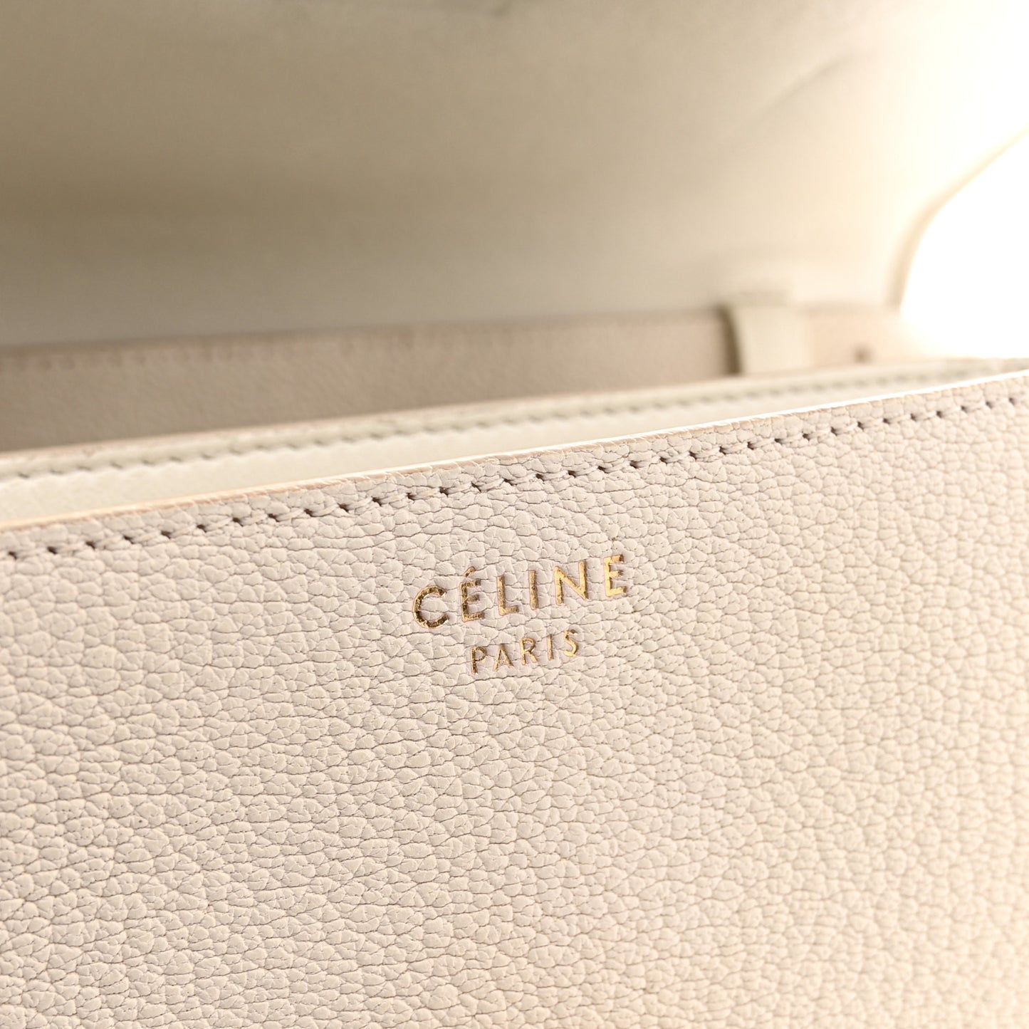 Goatskin Medium Classic Box Flap Bag White