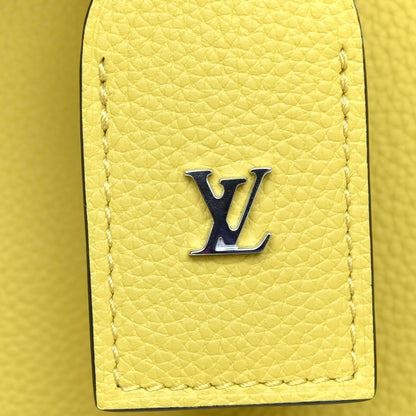 Louis Vuitton Veau Nuage Milla PM Vert Acide 9 of 12