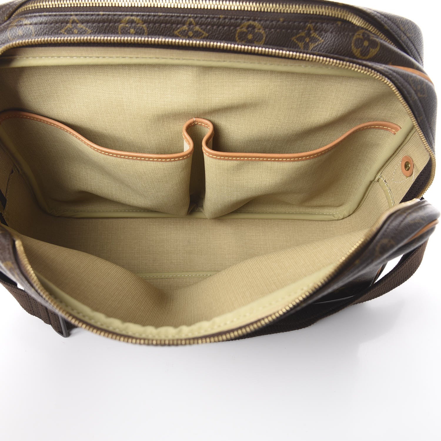 Louis Vuitton Monogram Reporter GM 4 of 9