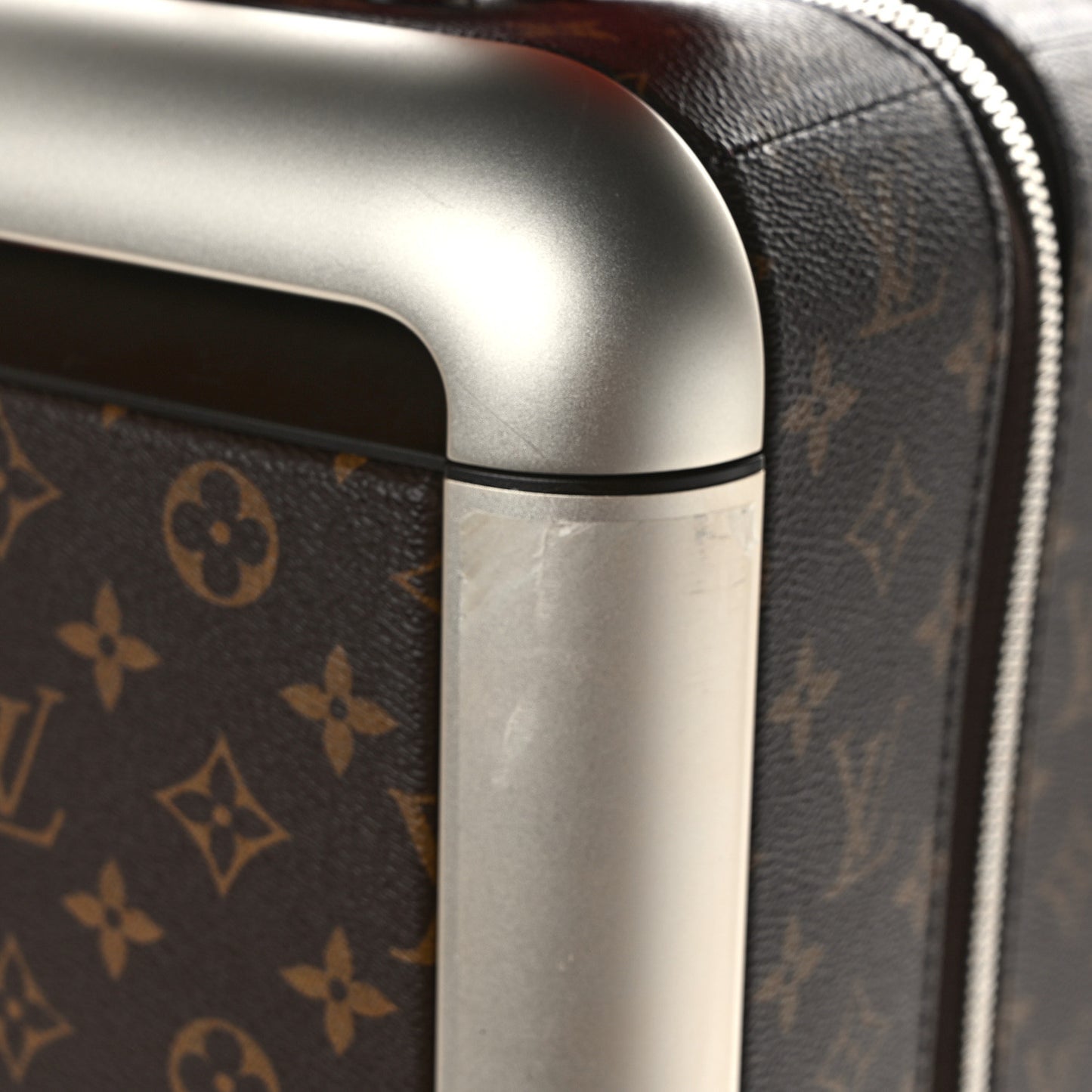 Monogram Horizon 55 Coquelicot