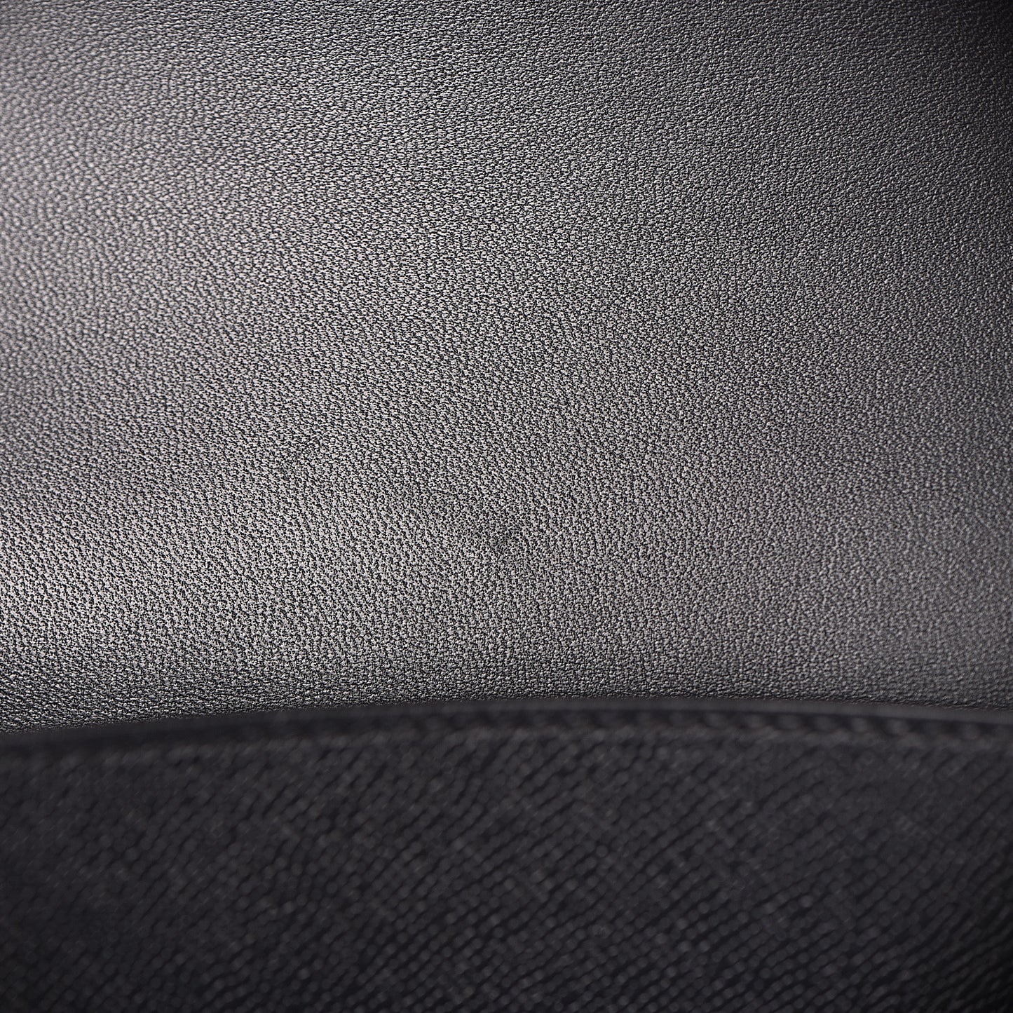 Grained Monsieur Constance 24 Black