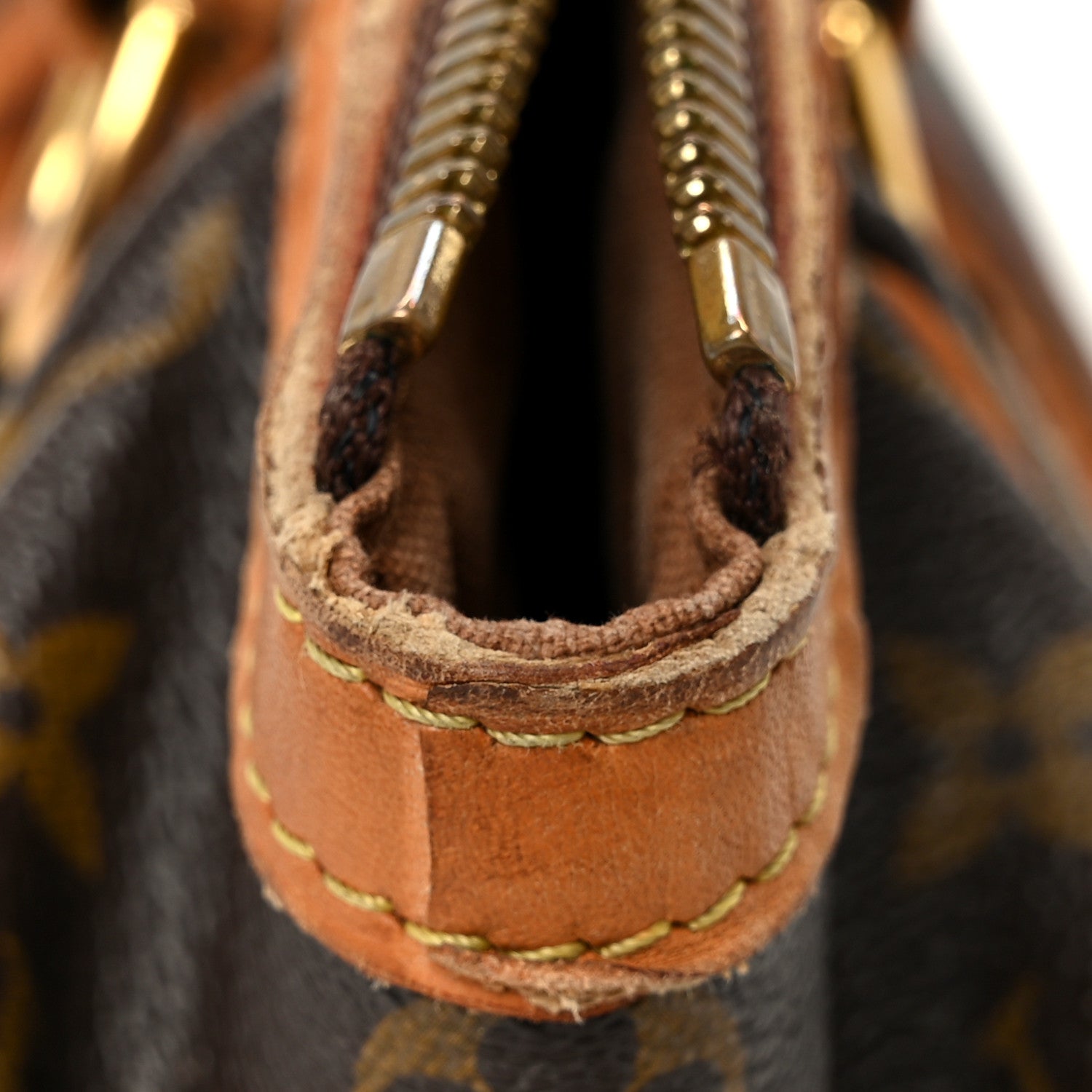 Louis Vuitton Monogram Tivoli PM 1883547 – FASHIONPHILE
