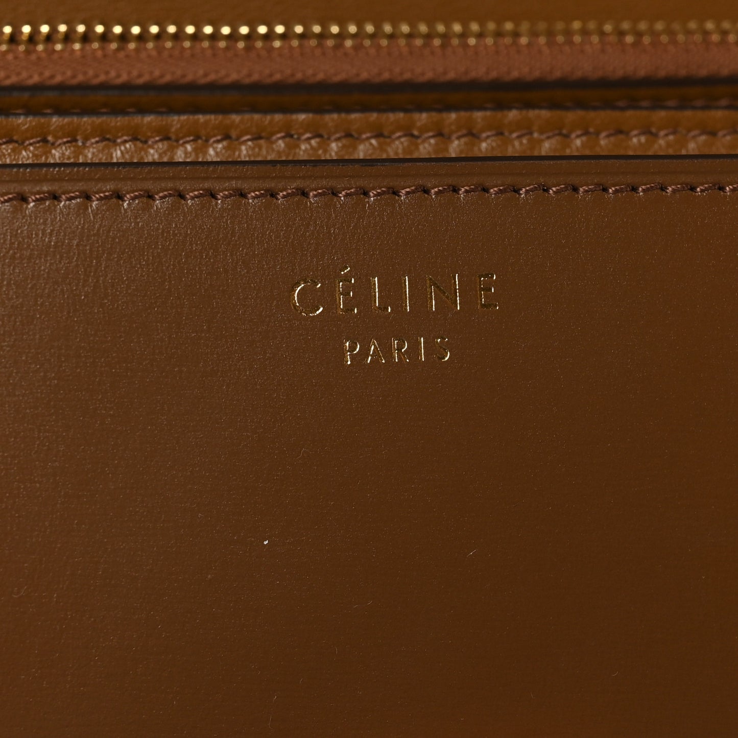 Box Calfskin Medium Classic Box Flap Bag Camel