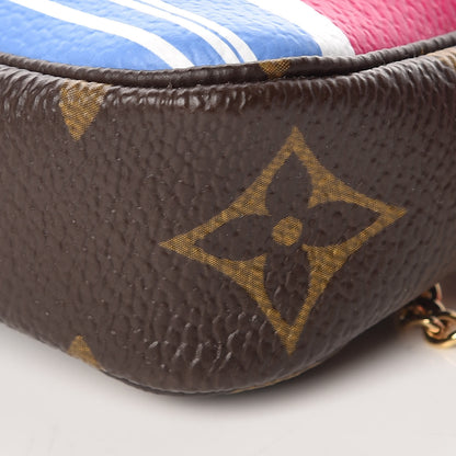 Louis Vuitton Monogram 2018 Christmas Animation Mini Bears Pochette Accessories 9 of 9