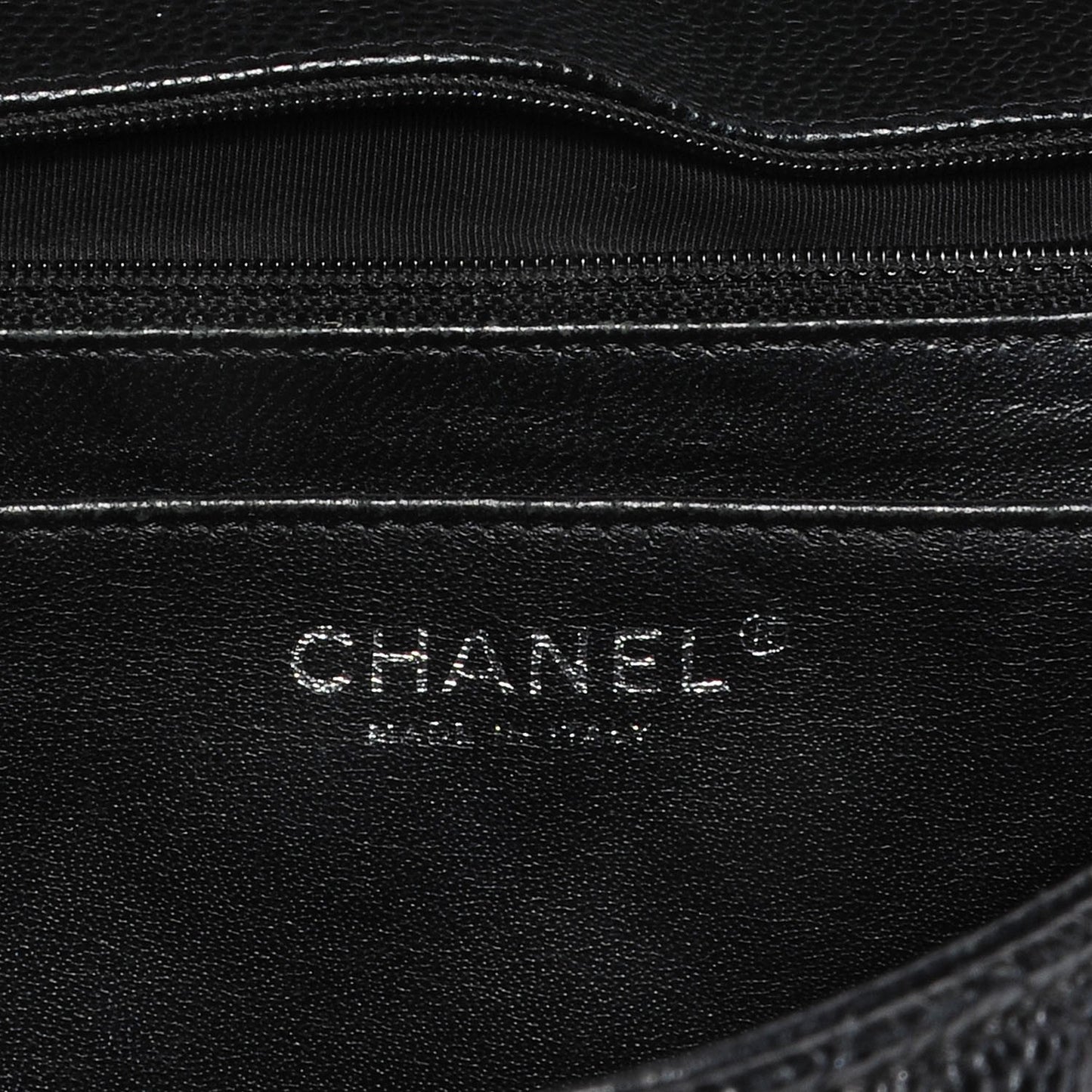 Caviar Maxi Single Flap Black