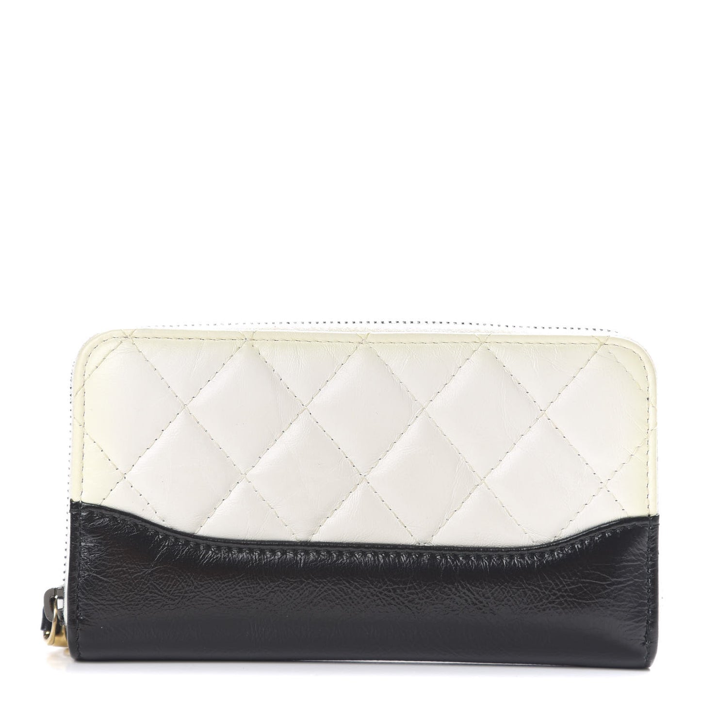 Aged Calfskin Quilted Small Gabrielle Zip Around Wallet White Black