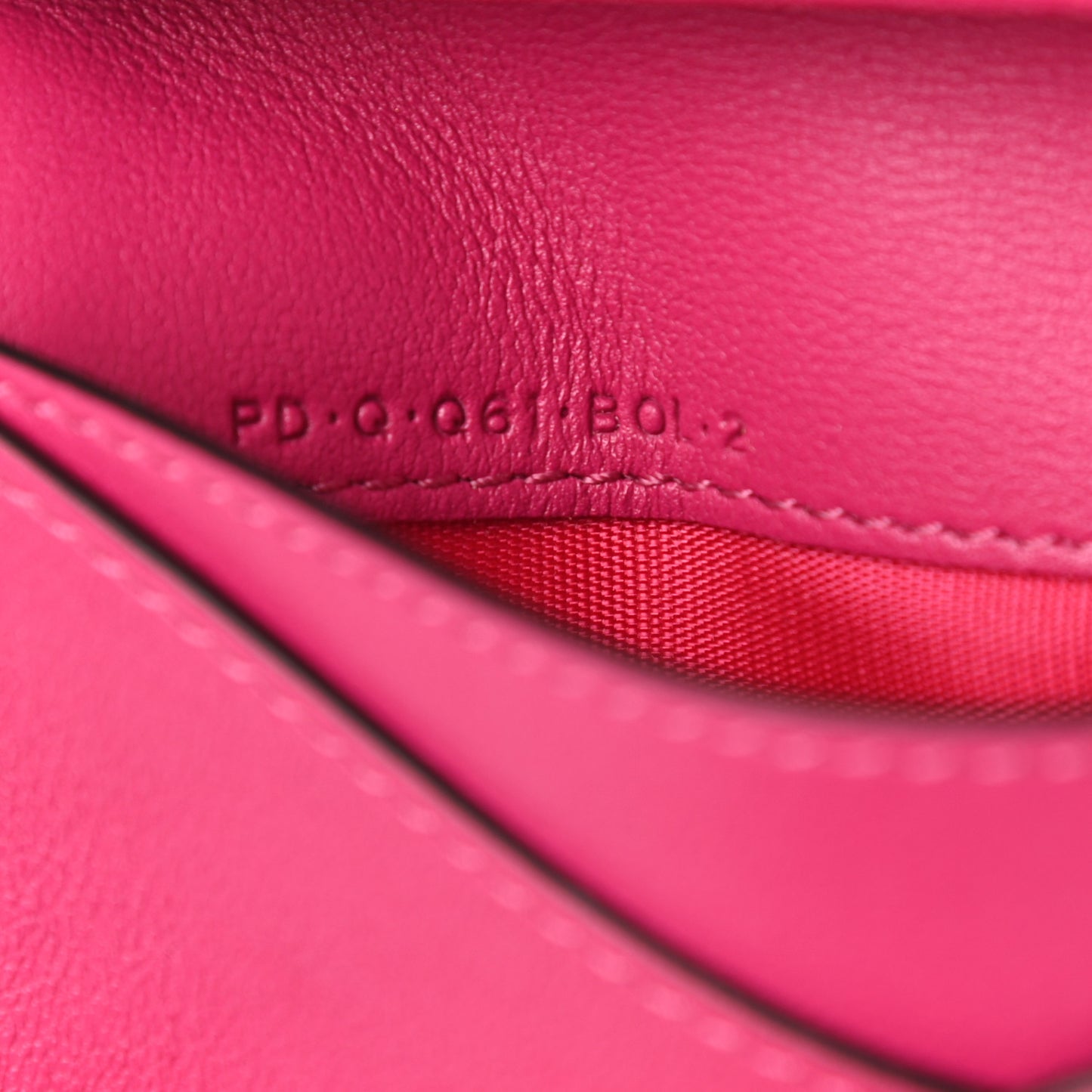 Vitello Rockstud Passport Holder Disco Pink