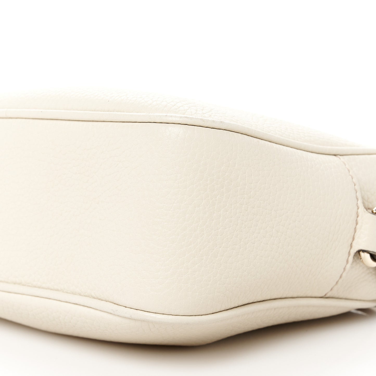 Pebbled Calfskin Small Soho Disco Bag Off White