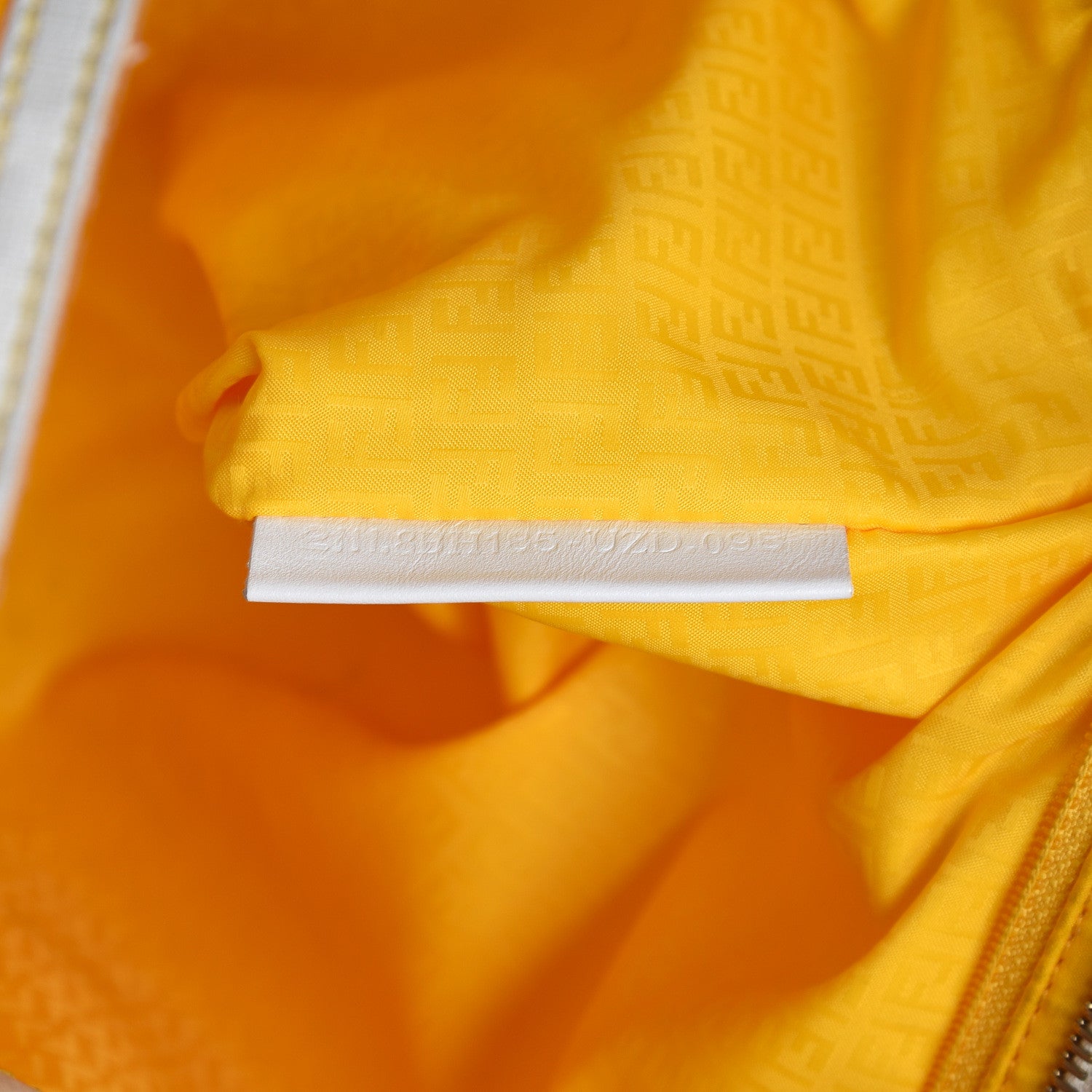 Fendi Zucca Spalmati Medium Roll Tote Bianco 6 of 16