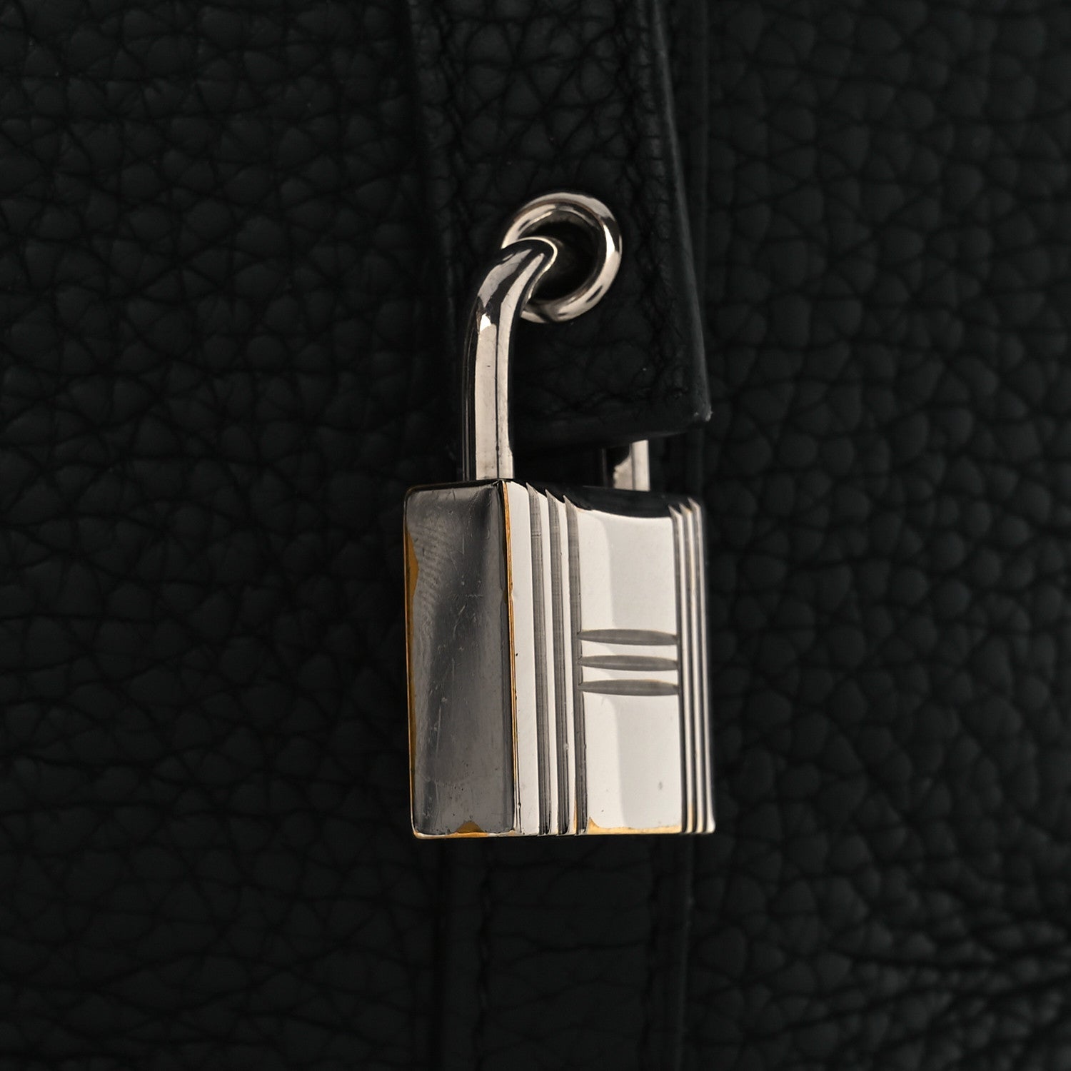 Hermes Taurillon Clemence Picotin Lock 22 MM Black 11 of 12