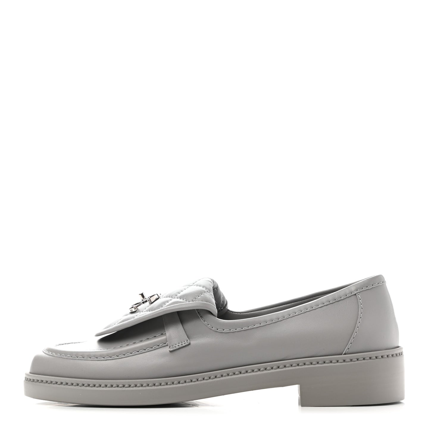 Lambskin Quilted CC Turnlock Loafers 39 Grey