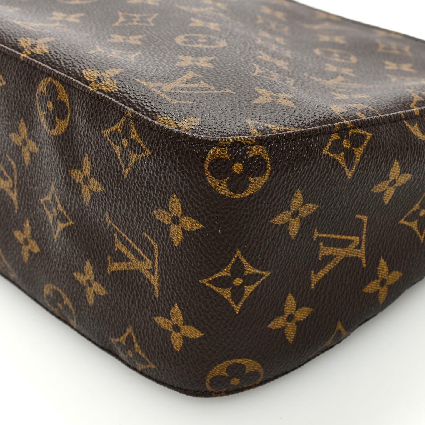 Monogram Looping MM