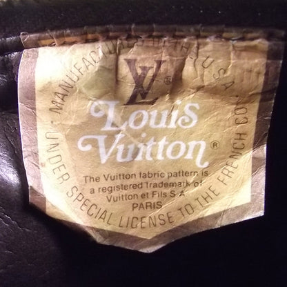Louis Vuitton French Company Poche Toilette 19 7 of 8
