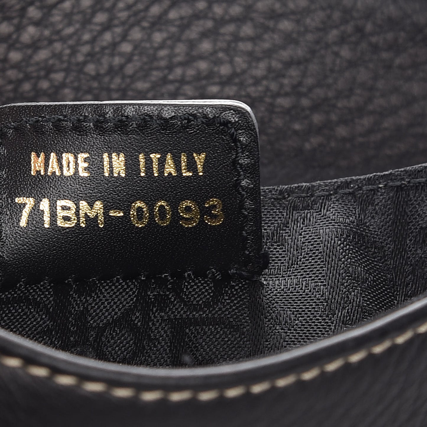Grained Calfskin Saddle Belt Bag Black