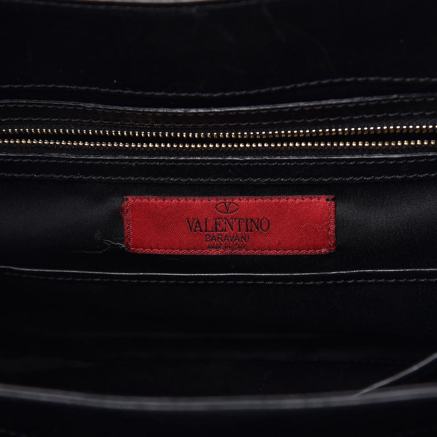 Vitello Rockstud Accordion Satchel Black