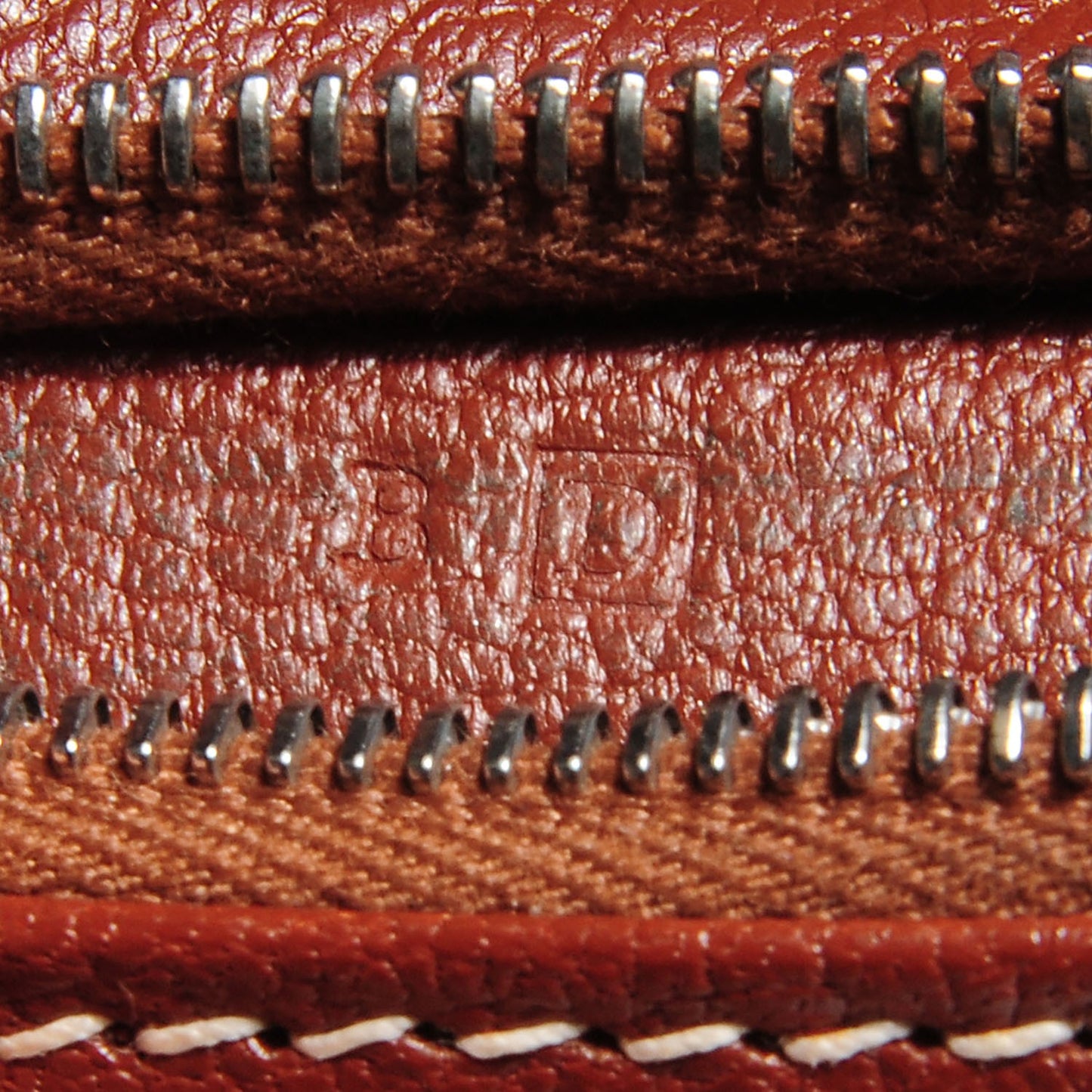 Natural Barenia Manille II Shoulder Bag