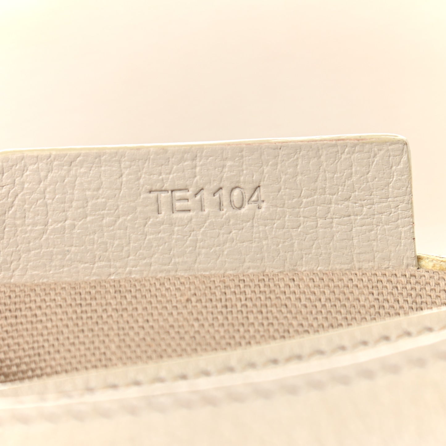 Sugar Goatskin Medium Antigona Envelope Clutch Ivory