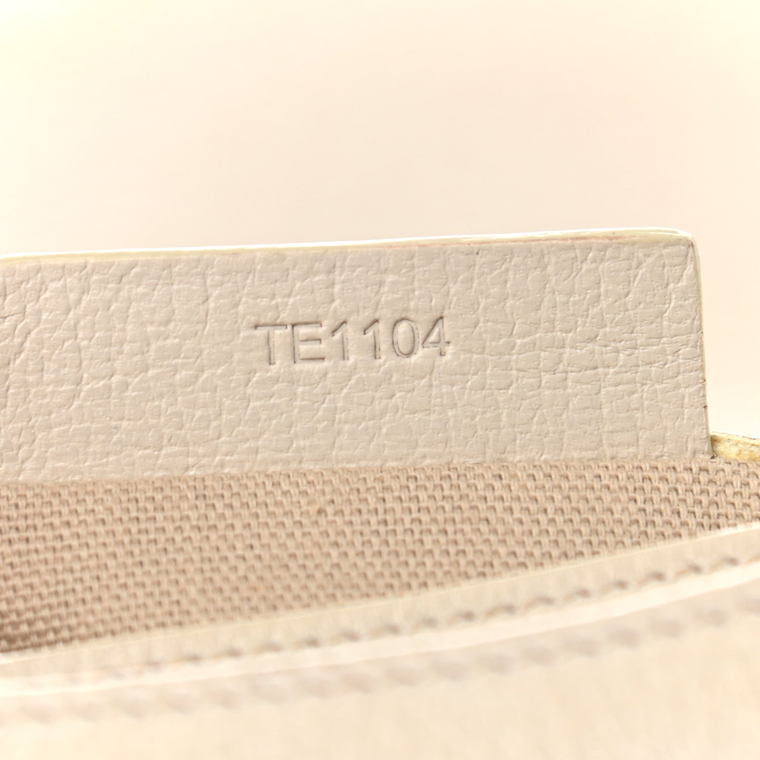 Givenchy Sugar Goatskin Medium Antigona Envelope Clutch Ivory 7 of 9