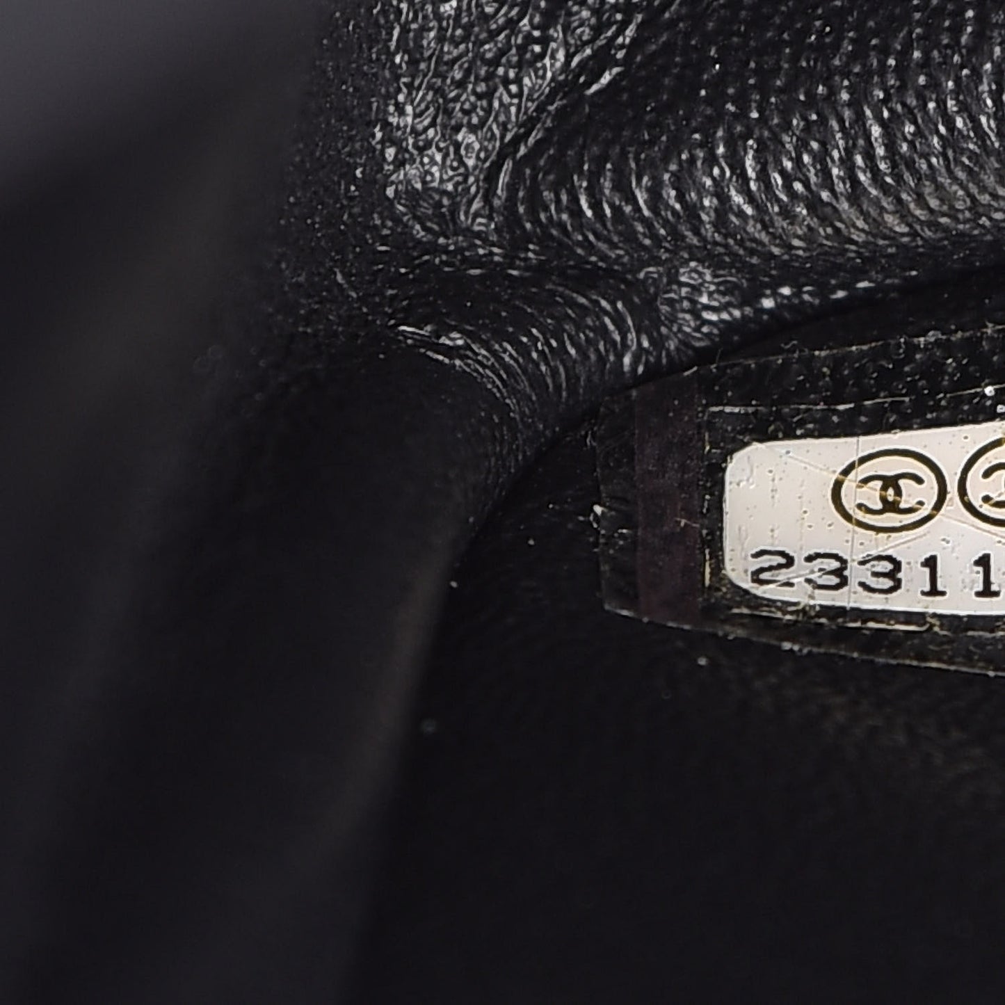 Crumpled Calfskin Quilted 2.55 Reissue 226 Flap Black