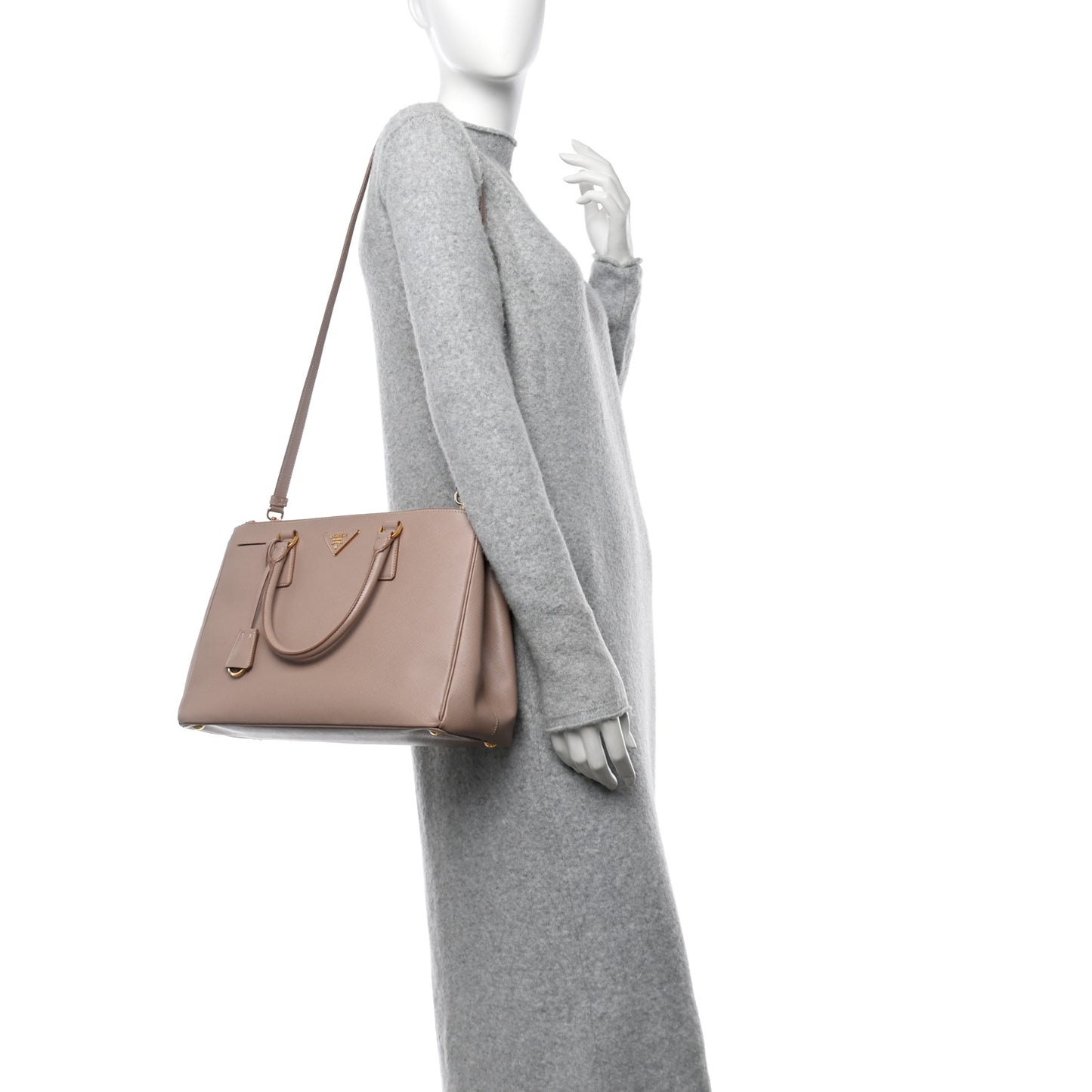 Saffiano Medium Galleria Double Zip Tote Cammeo