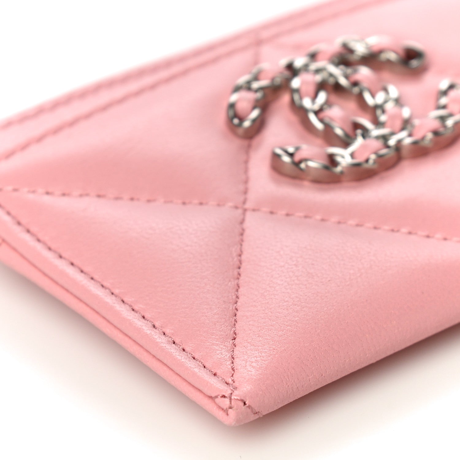 Chanel Lambskin Quilted Chanel 19 Card Holder Light Pink 10 of 12