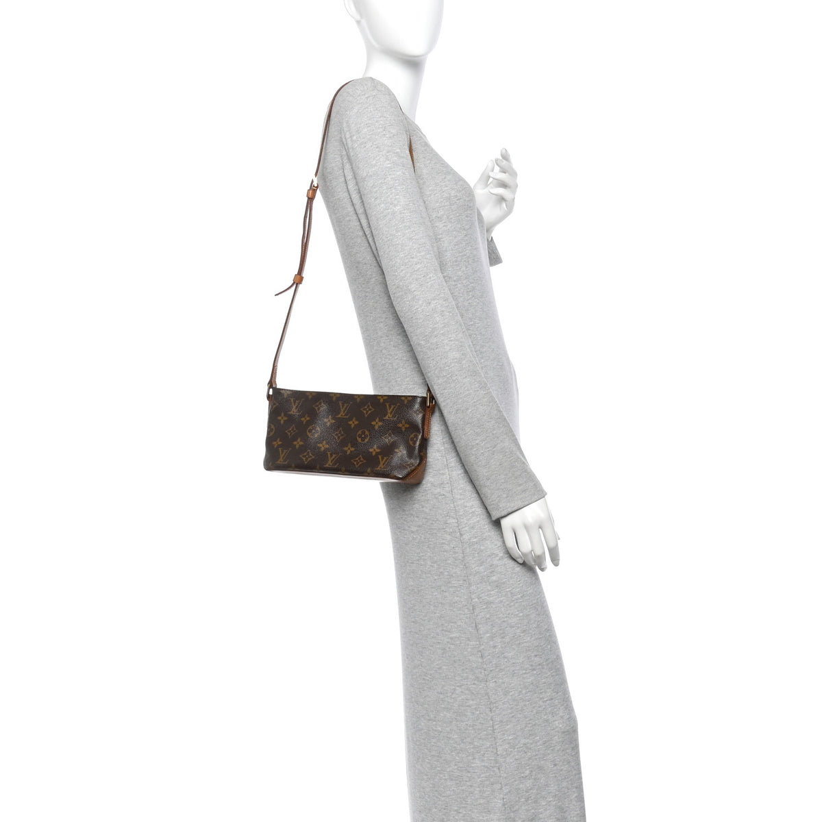 Louis Vuitton Monogram Trotteur 2 of 10