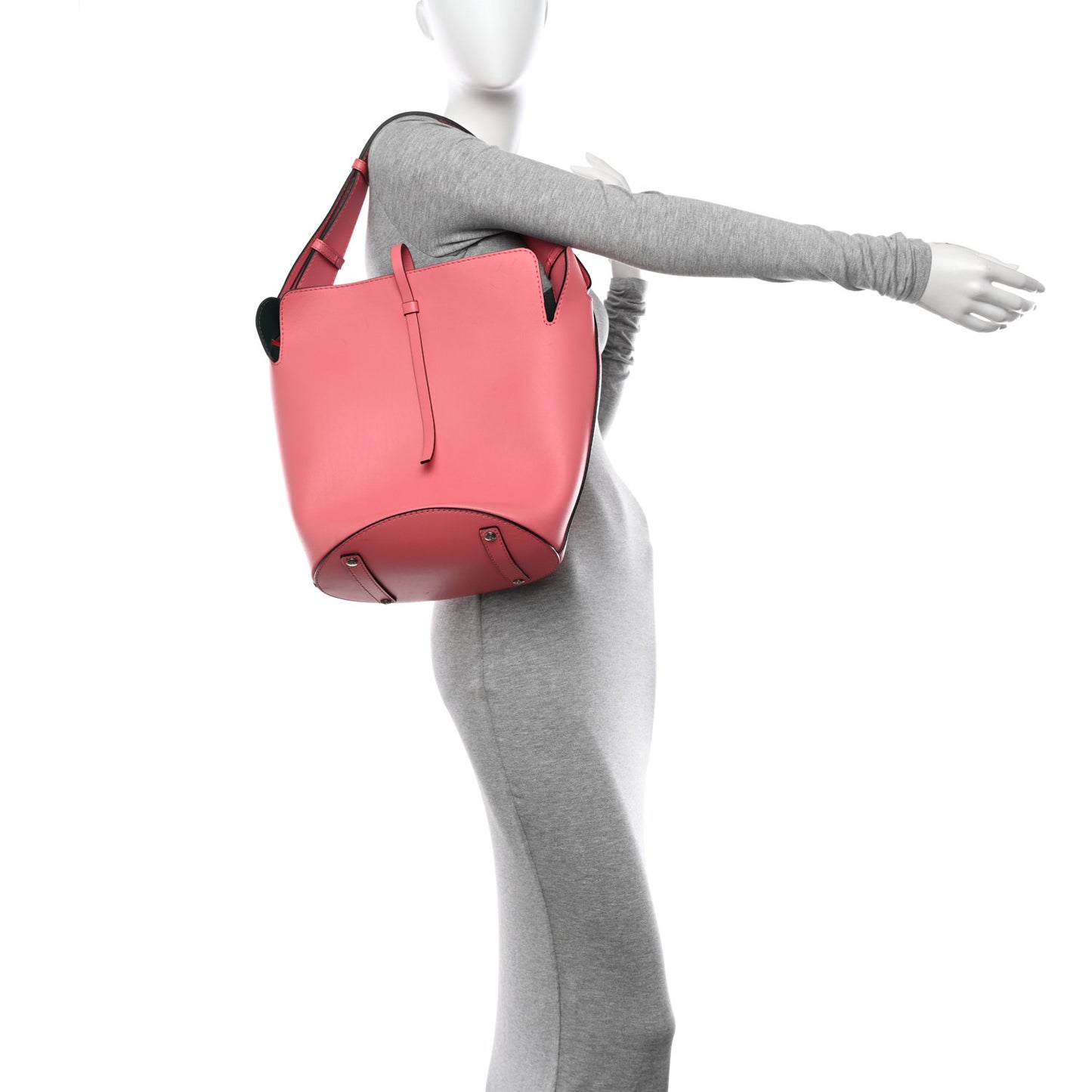 Supple Calfskin Medium Bucket Coral Pink