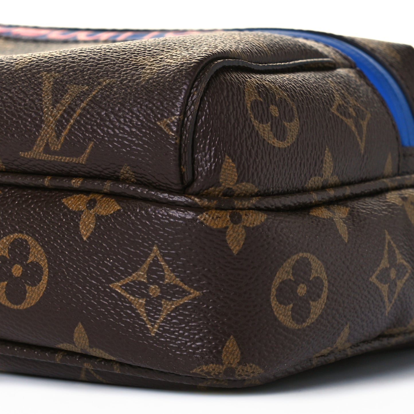 Monogram Outdoor Messenger PM