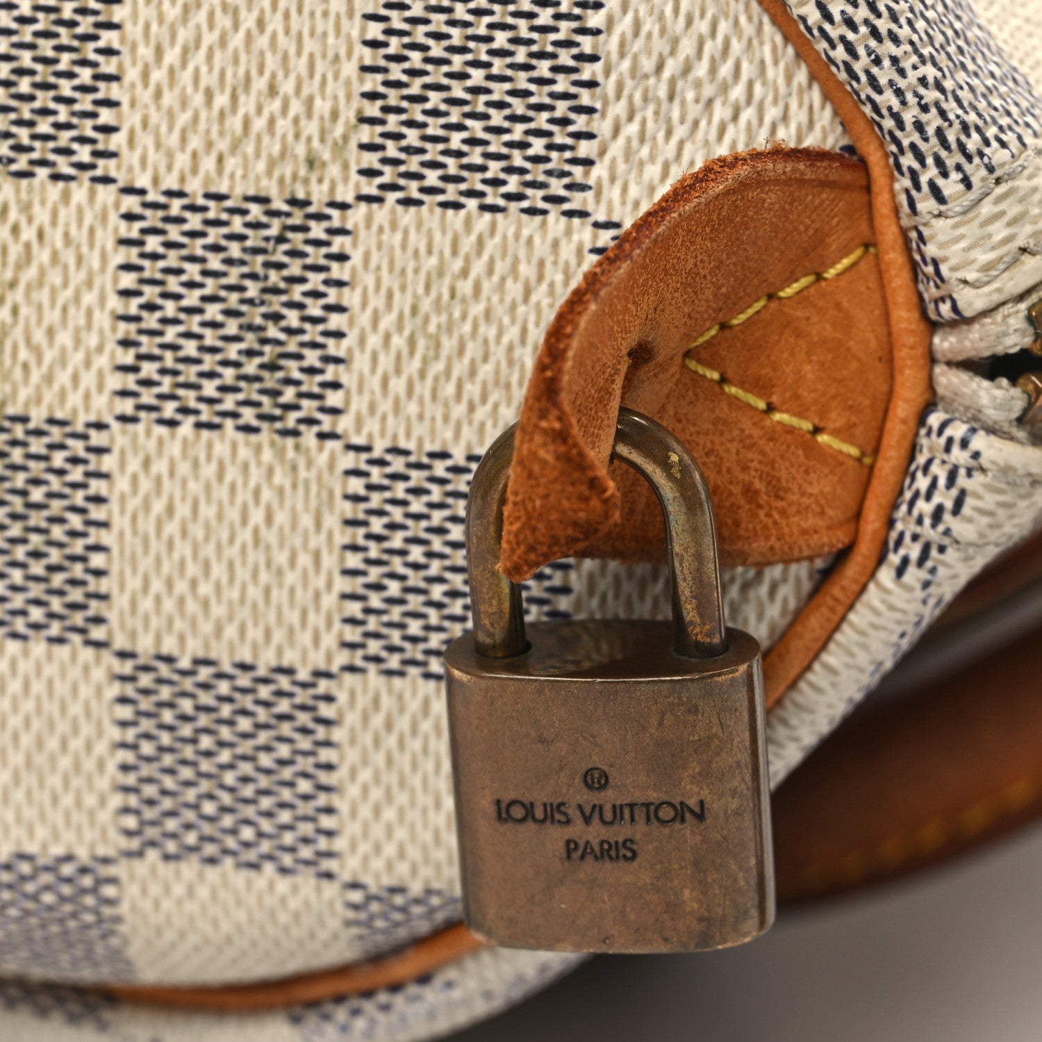 Louis Vuitton Damier Azur Speedy 25 13 of 13
