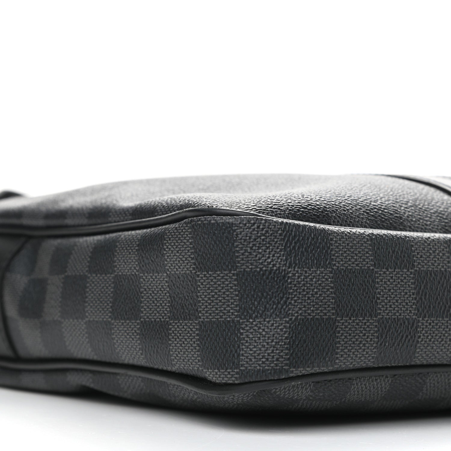 Louis Vuitton Damier Graphite Porte Documents Voyage PM 7 of 8