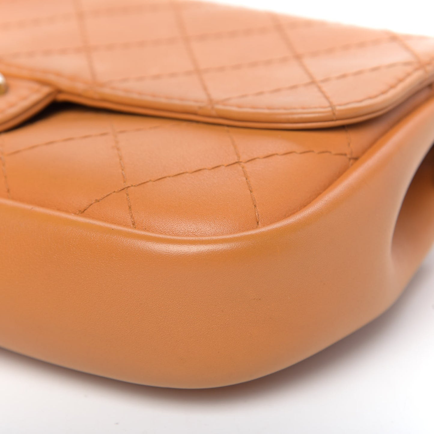 Calfskin Stitched Medium CC Sellier Flap Beige